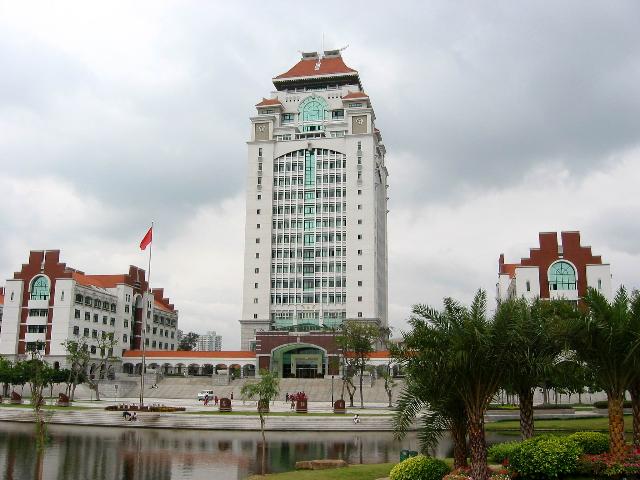 景仰...