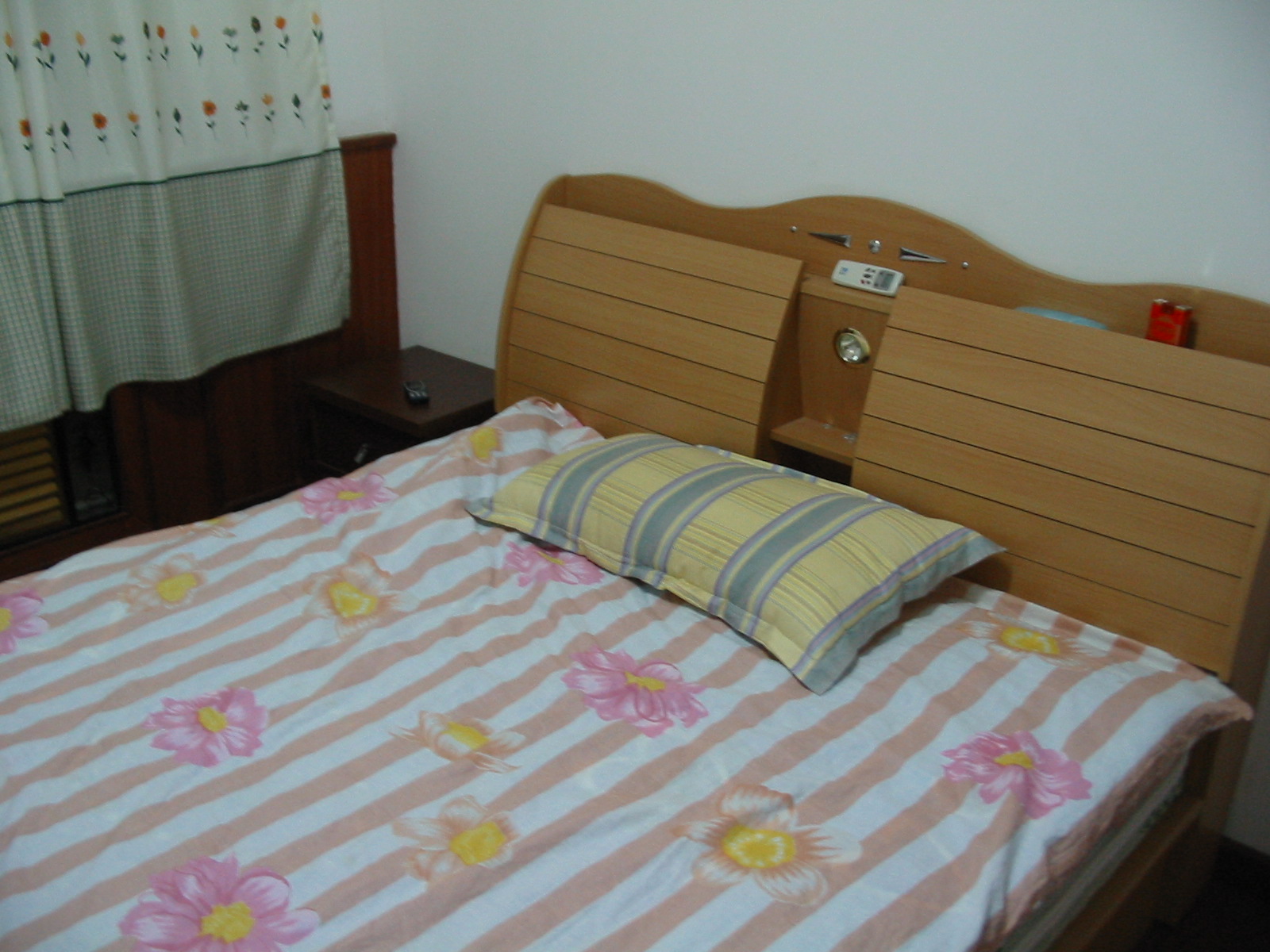 living room.JPG