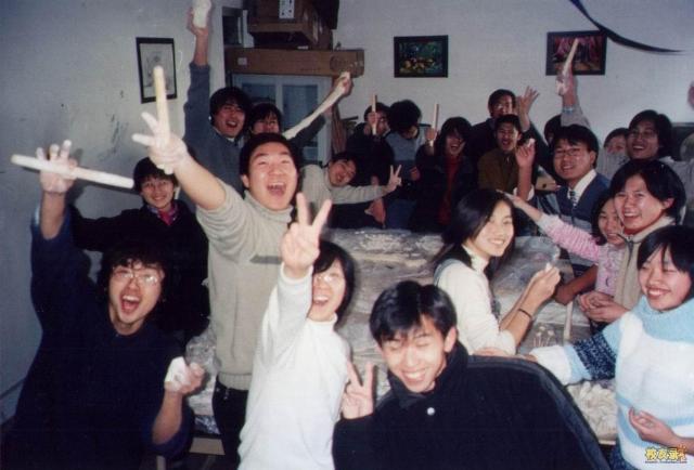這是到大學第一次和你們過年，大家懷著兒時憧憬，開始了新的生活，后來發生的事情當時誰又能想到呢！這是我吃過的最好的餃子